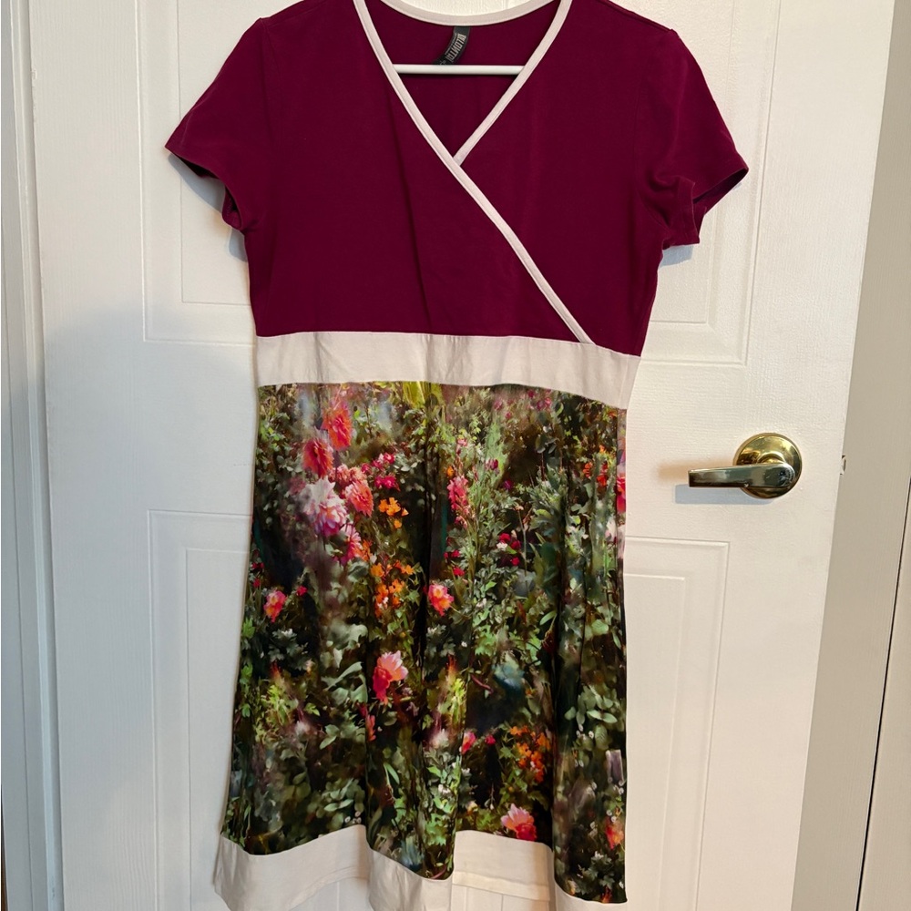 ☀️Floral Print Dress with Burgundy Top☀️